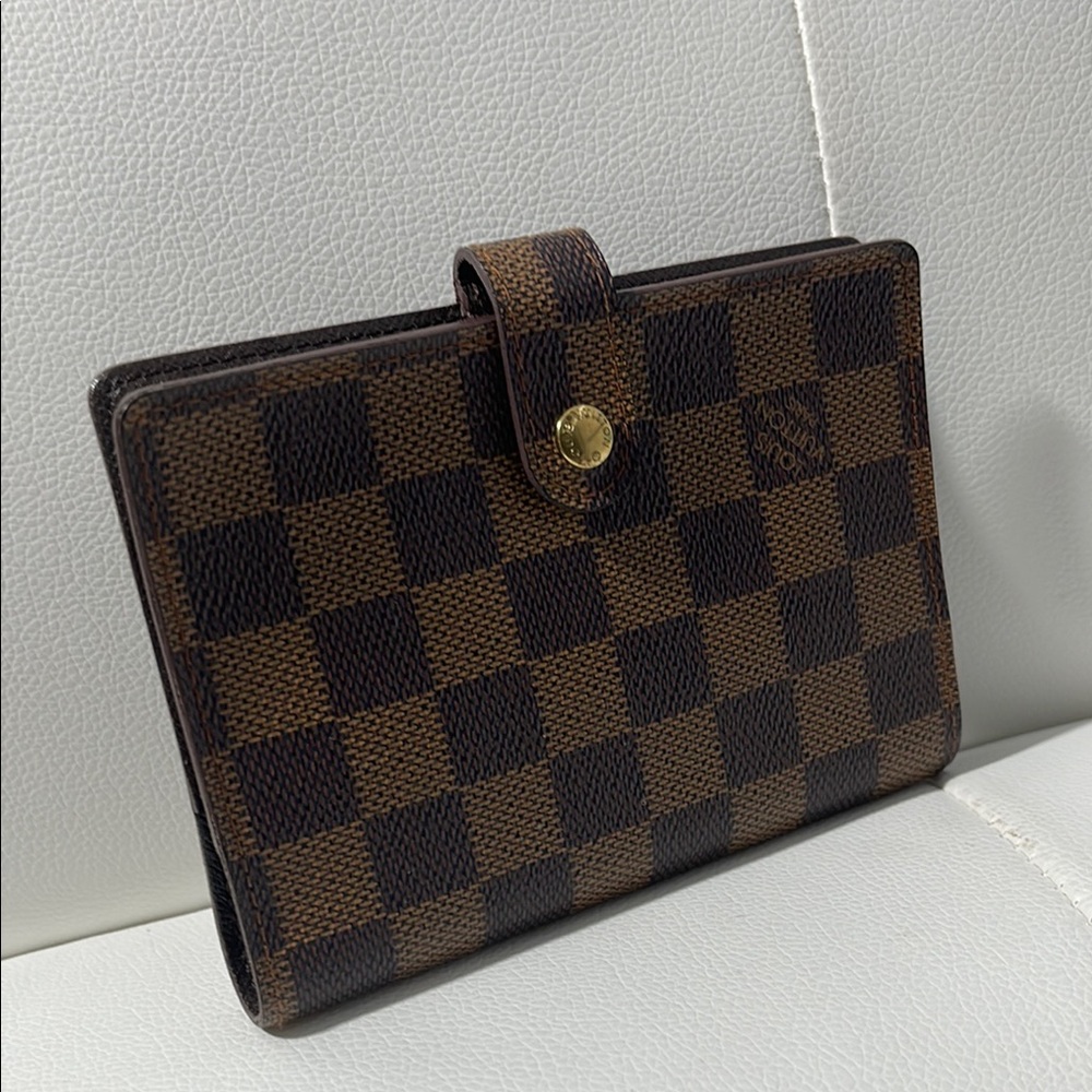 Authentic Louis Vuitton Damier Agenda